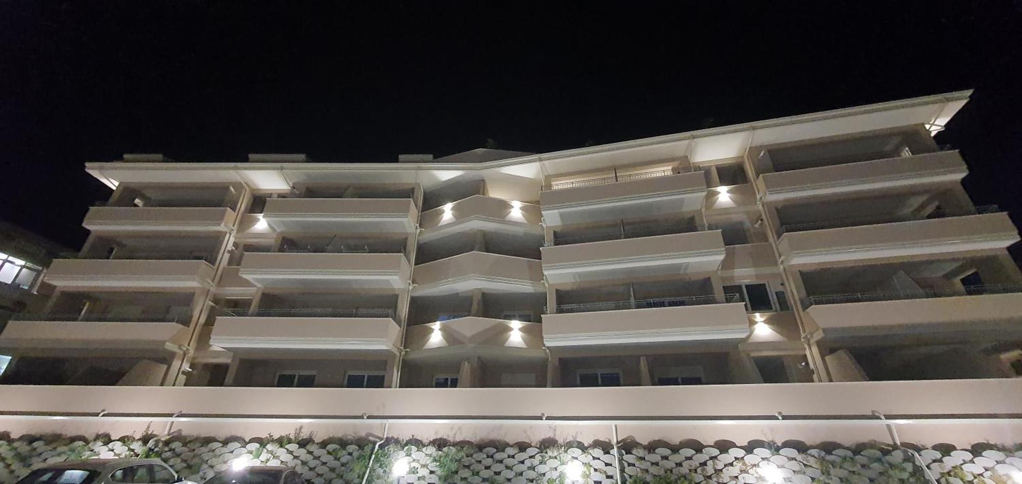 Middle Town Palace Tropea Exterior foto